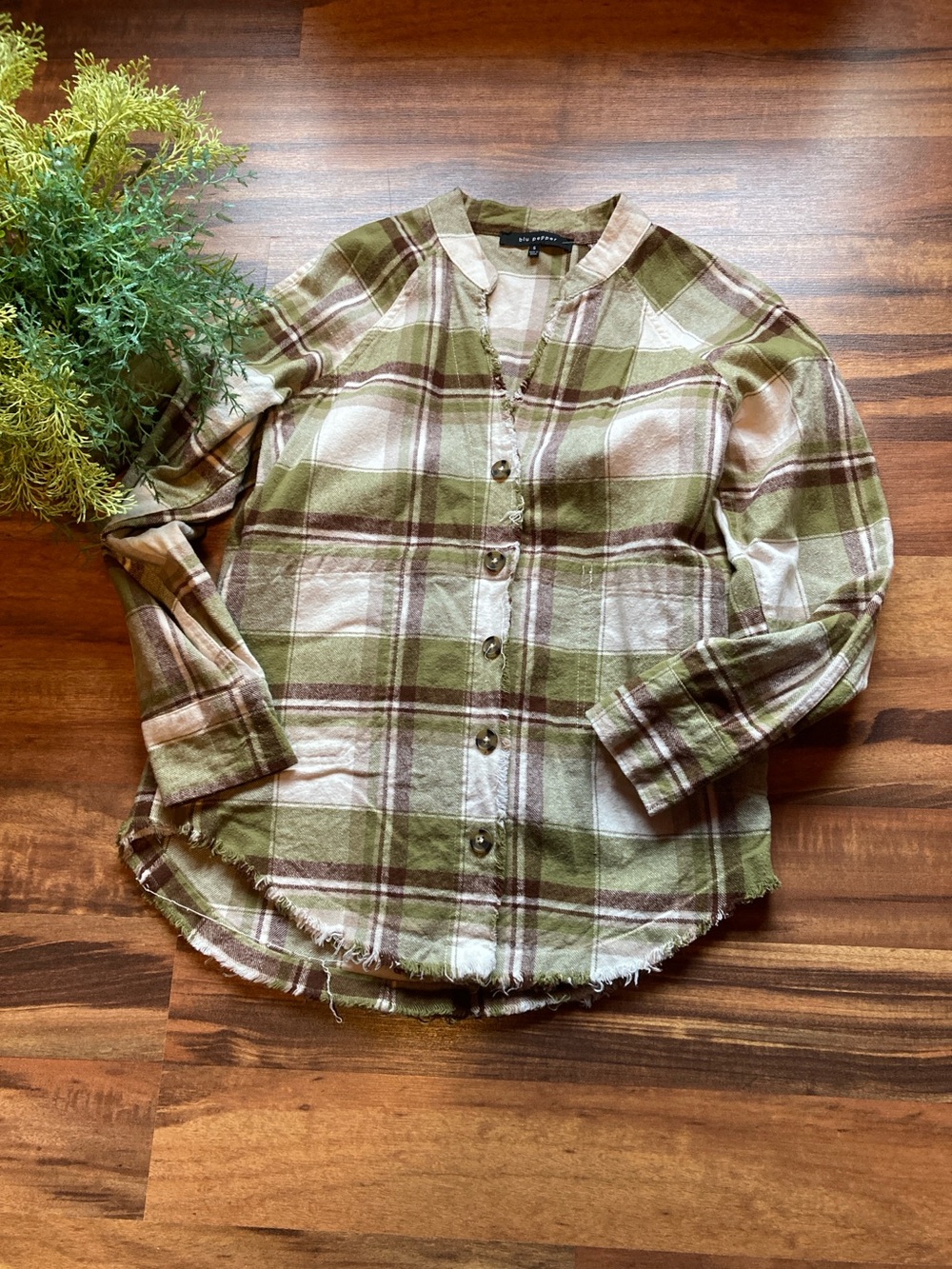 NWOT Blu Pepper Small plaid shirt jacket